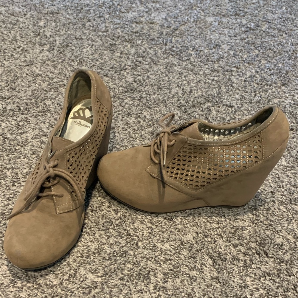 Wedges - Picture 2 of 2